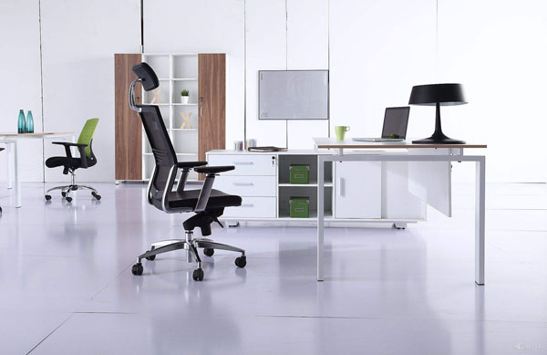 辦公家具磕碰了怎么辦？