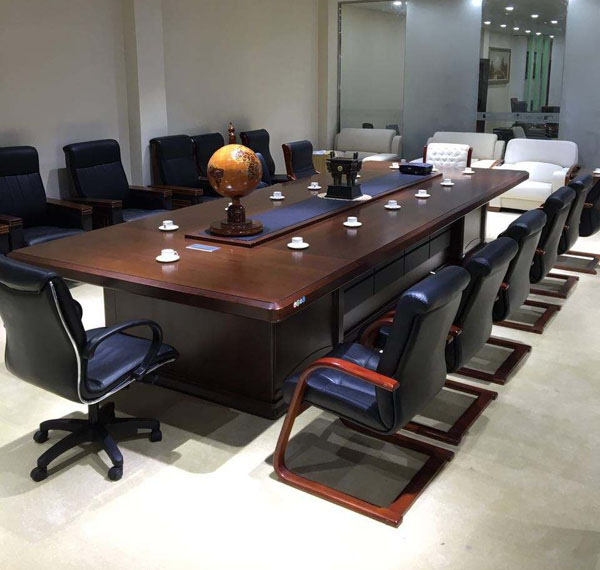 不同材質(zhì)與種類的辦公家具如何養(yǎng)護(hù)？